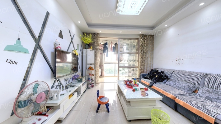 上海花园一期二手房实景图