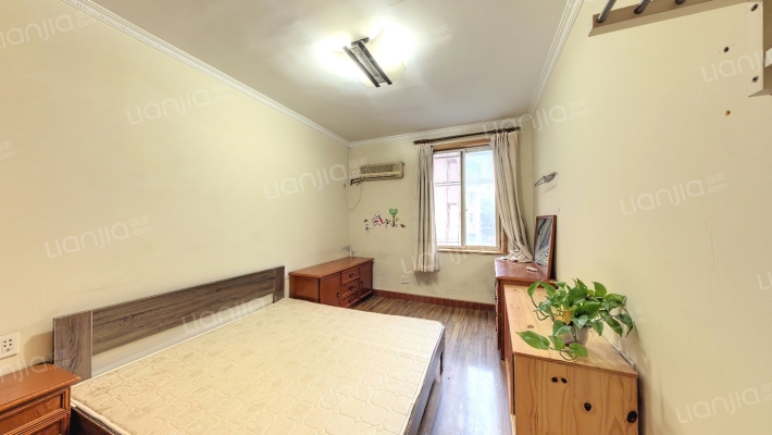 凯旋新村二手房实景图