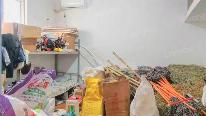 北郊乡王口舌村二手房实景图