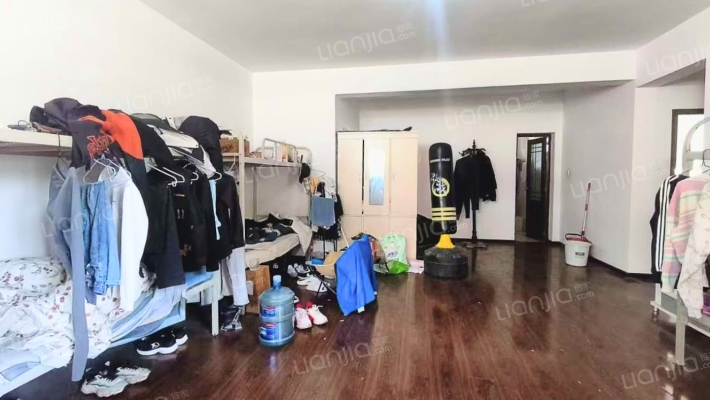 贝森路39号二手房实景图