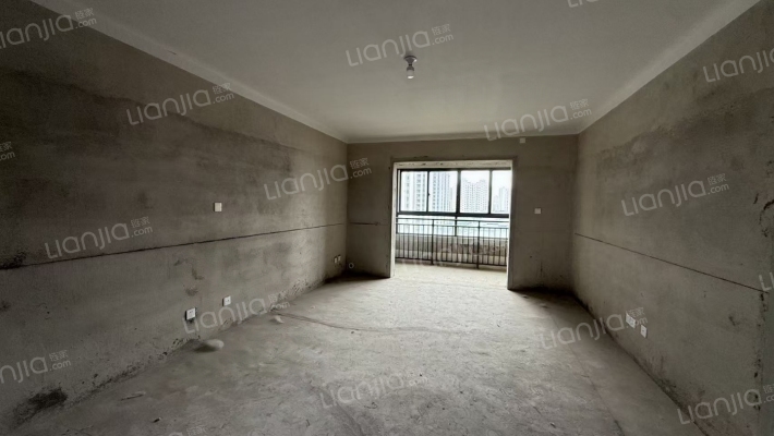 河畔雅居二手房实景图