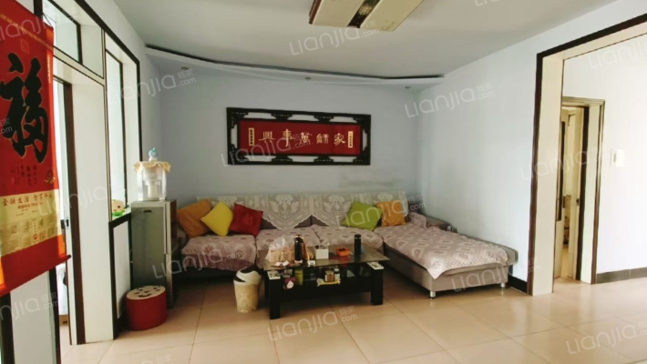 钟楼大街76号院二手房实景图