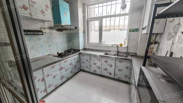 华泰豪庭 3室1厅 南 北-厨房