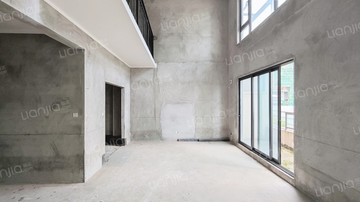 君屿墅G区二手房实景图