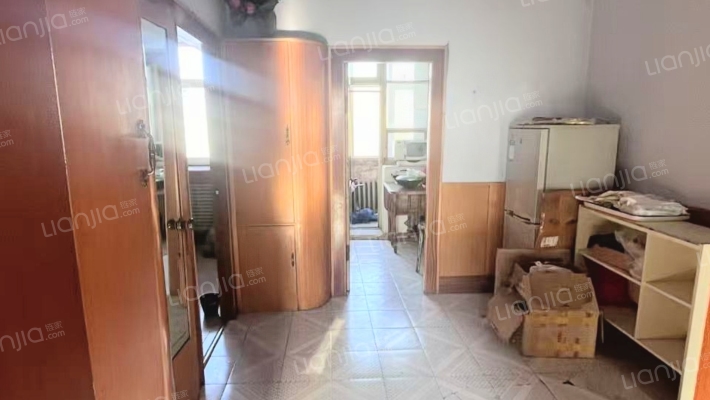 老干部局家属楼二手房实景图