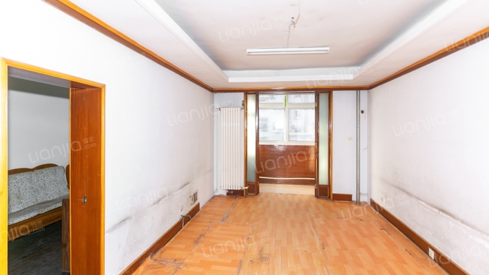 金海广仁小区二手房实景图