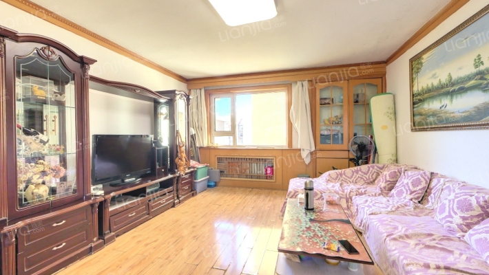 新时代小区二手房实景图