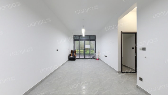 恒大文化旅游城A区二手房实景图