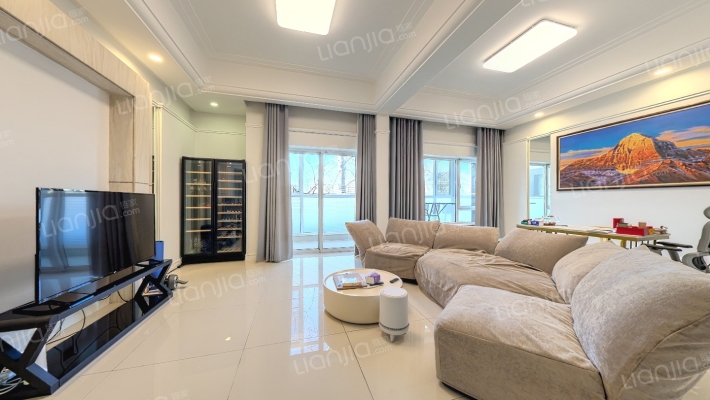 高尔夫国际公寓二手房实景图