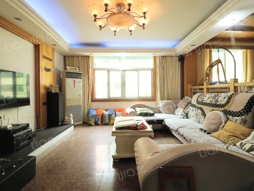 整租·机场宿舍 3室3厅 南