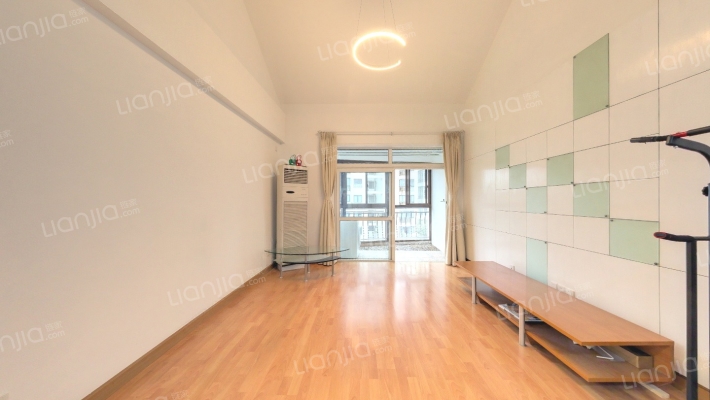 静安新城八区二手房实景图