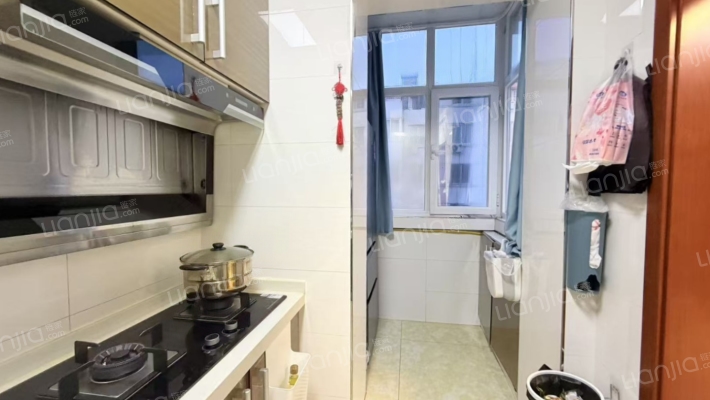 物探局小区  集中供暖  交通方便-厨房