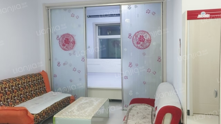 钟楼大街56号院二手房实景图