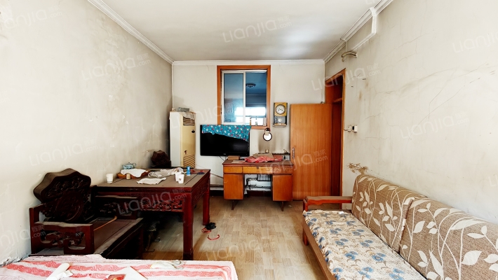 皮革厂宿舍二手房实景图