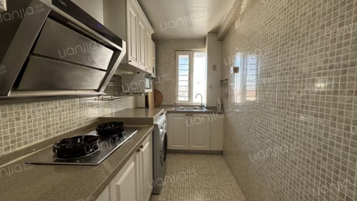 房子采光全天   格局户型方正-厨房