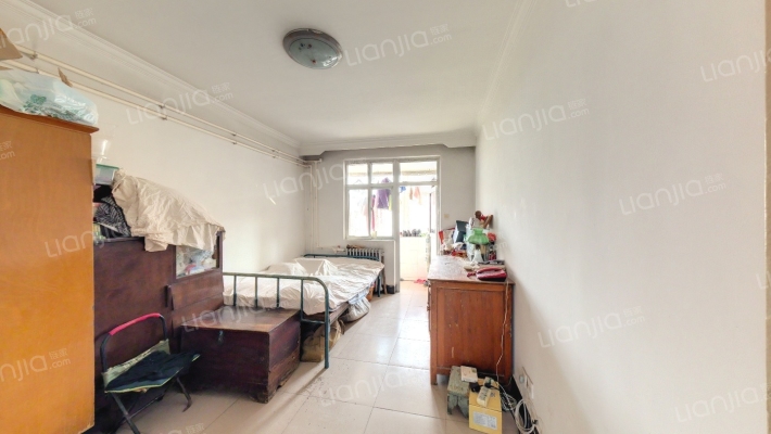 新华服装厂二手房实景图