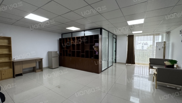 向阳丽景春城二手房实景图