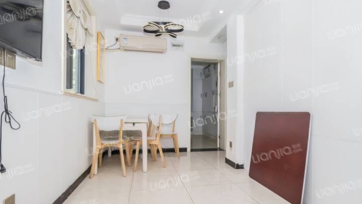 阳阳公寓二手房实景图