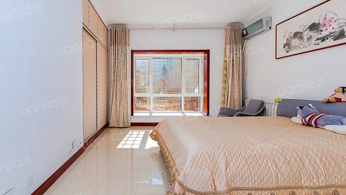 亚兴国际公寓1+2复式带花园仅 此一套大落地窗挑高6米-卧室C