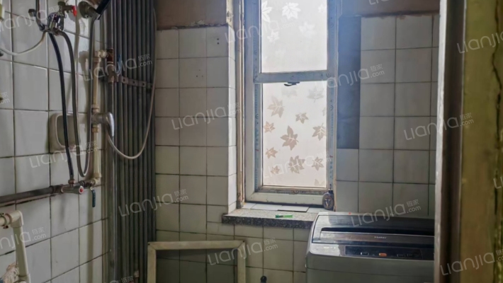 三五四三社区居民委员会 2室1厅 南 北-淋浴间