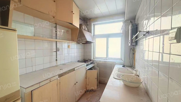 物探局家属院 集中供暖  交通方便-厨房