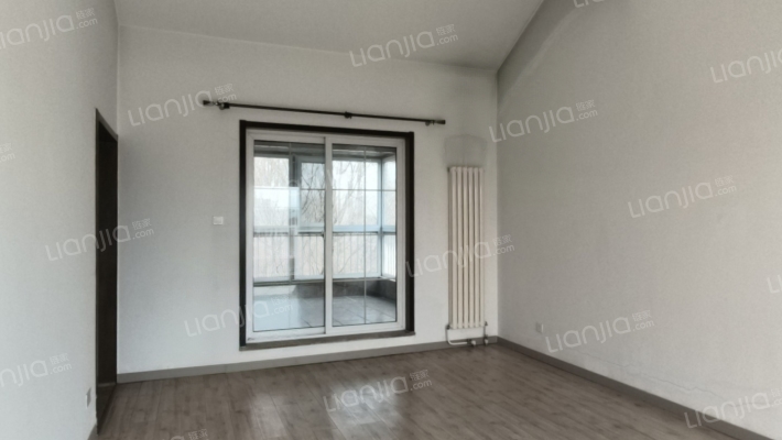 琉璃湖别墅 4室2厅 南 北-卧室C