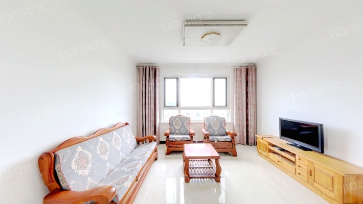 蓝天学府二手房实景图