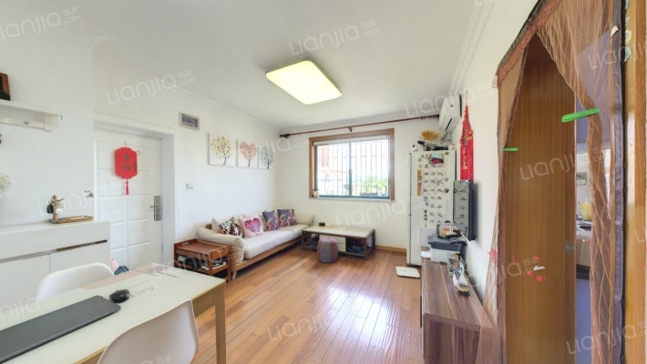 新德四村二手房实景图