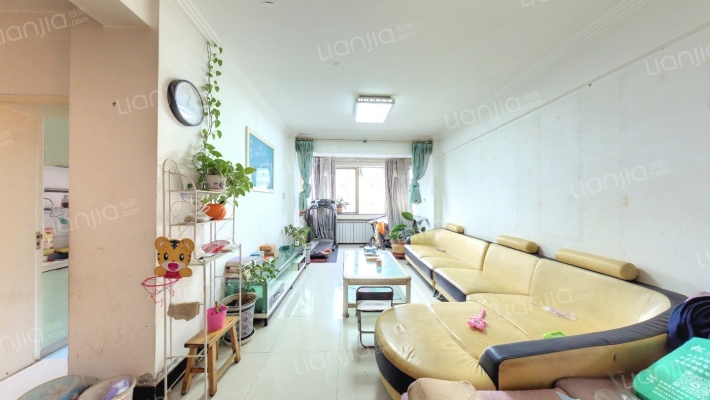 卫生厅（南/北）二手房实景图