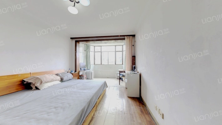 翔殷路491弄二手房实景图