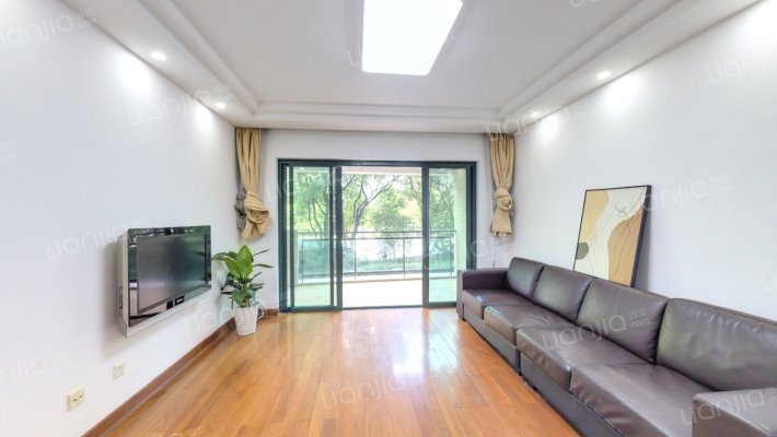 仁恒滨江园二手房实景图