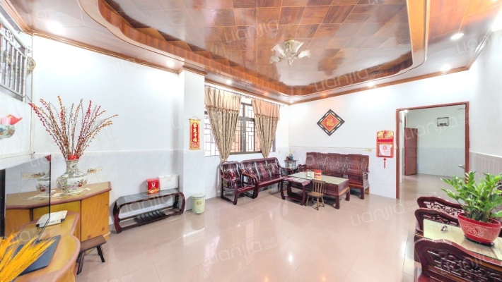 新华路二街二手房实景图