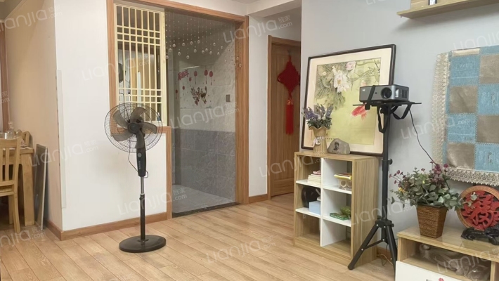 天鼎华府二手房实景图