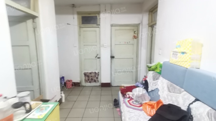 市委宿舍二手房实景图