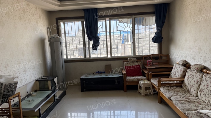 远林名苑B区二手房实景图