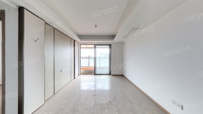 金科博翠天宸二手房实景图