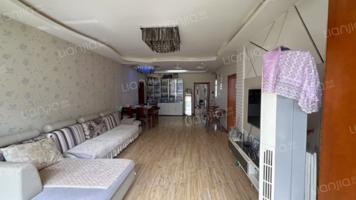 东方国际A区二手房实景图