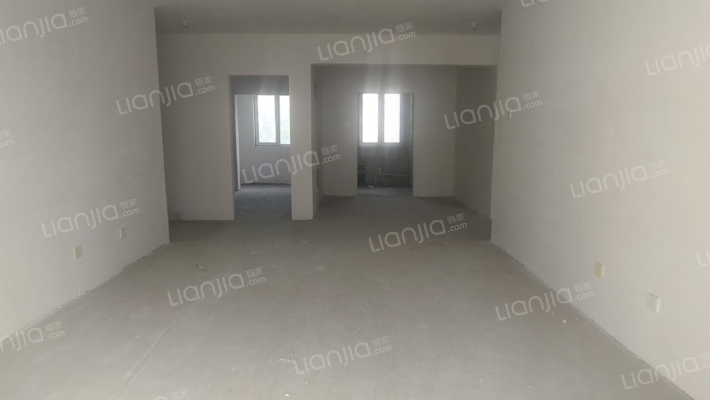 此房小区环境成熟 大产权 户型好 格局好-餐厅