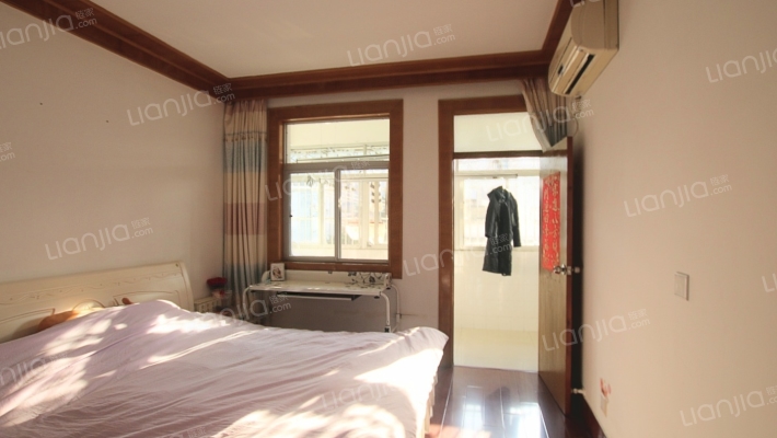 新良公寓二手房实景图