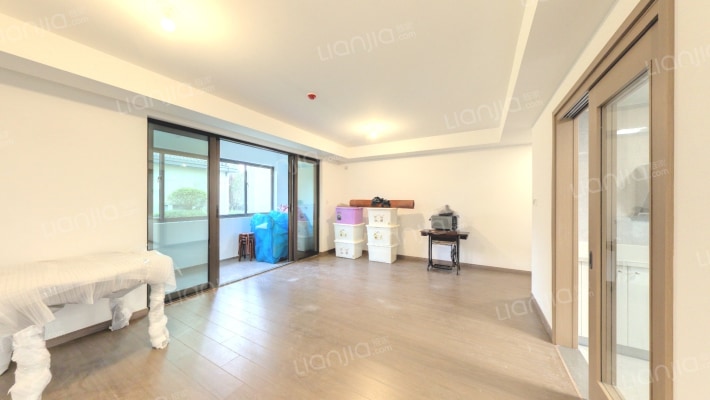 滨江龙湖翡翠上城北区二手房实景图