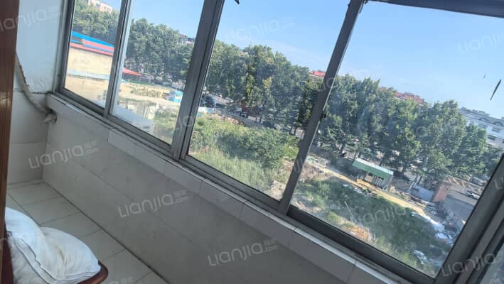 老农行宿舍二手房实景图