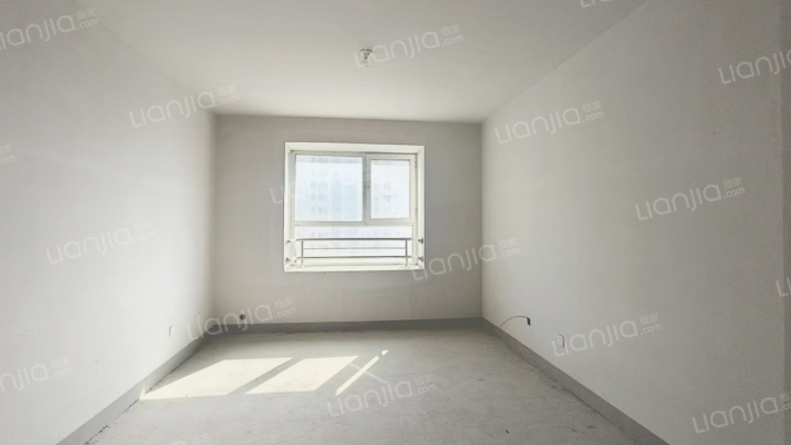 水岸花城 2室1厅 南-客厅