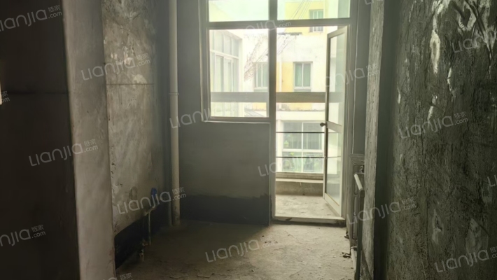 鼓楼新城 6室2厅 南 北-厨房