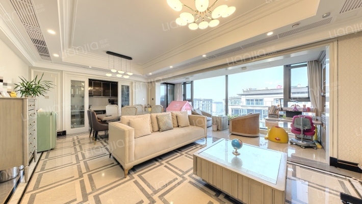 西派宸樾二手房实景图