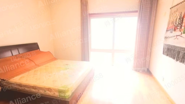 祥和园，满五不唯一，上下两层，联排别墅，采光好-卧室E