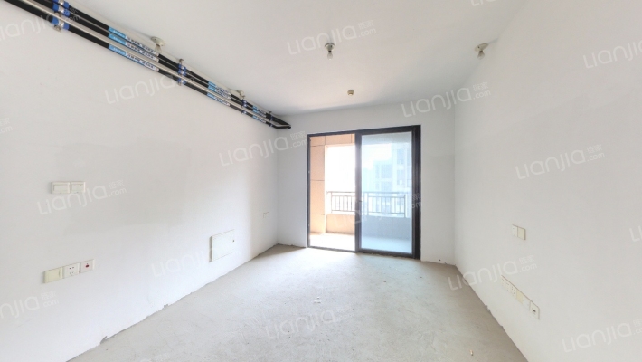 特房莱昂公馆一期二手房实景图