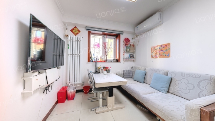 电力宿舍二手房实景图