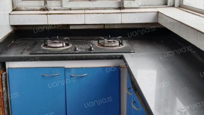 开发区 南北通透 房本满税费低房主诚心出售-厨房