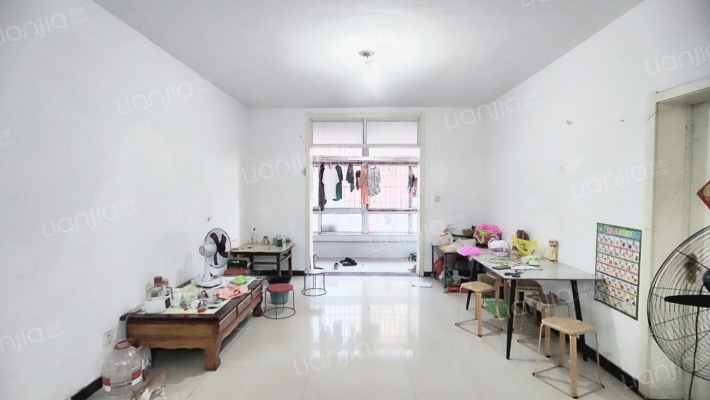 栖凤园四期二手房实景图