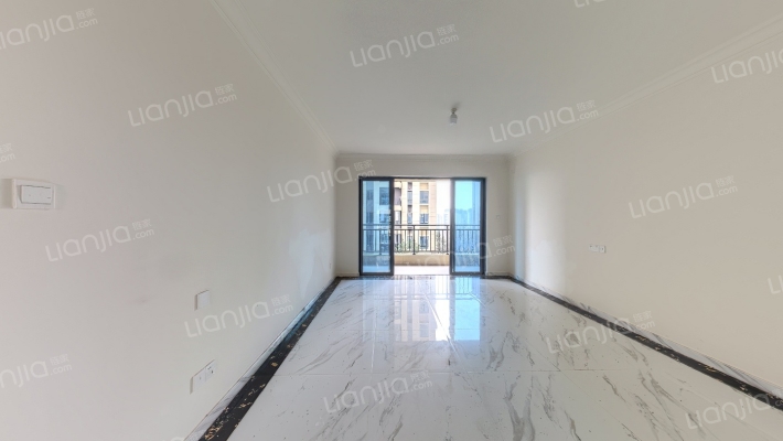 碧桂园御龙半山二手房实景图